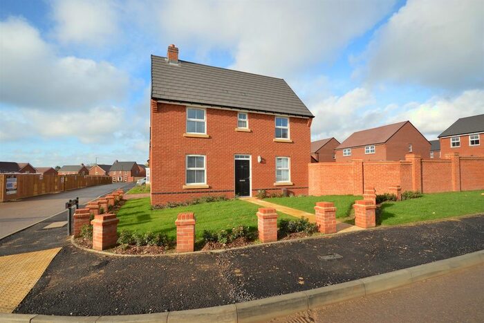 3 Bedroom Detached House To Rent In Hamilton Way, Westhampnett, Chichester, West Sussex, PO18