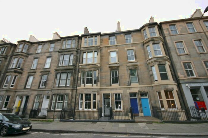 3 Bedroom Flat To Rent In East London Street, Broughton, Edinburgh, EH7