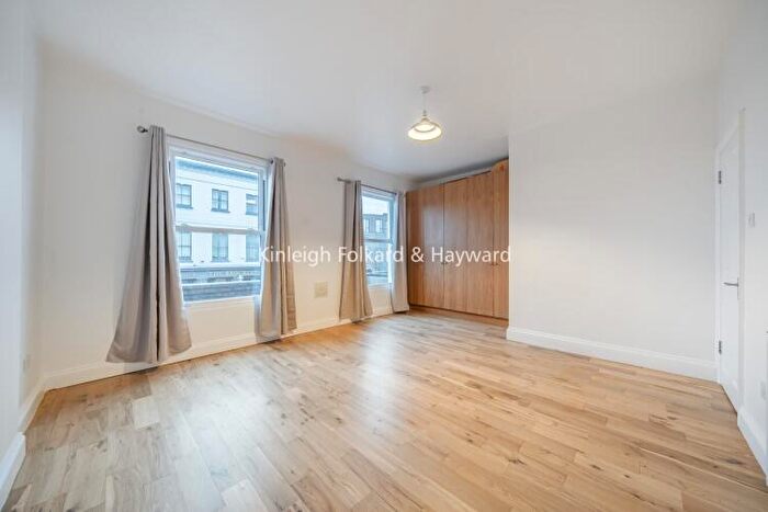 2 Bedroom Apartment To Rent In Brockley Road London, SE4