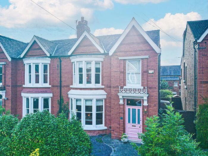 4 Bedroom Semi-Detached House For Sale In York Avenue, Sefton Park, Liverpool, L17