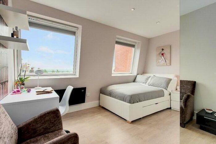 Studio To Rent In Lithos Road, London, NW3