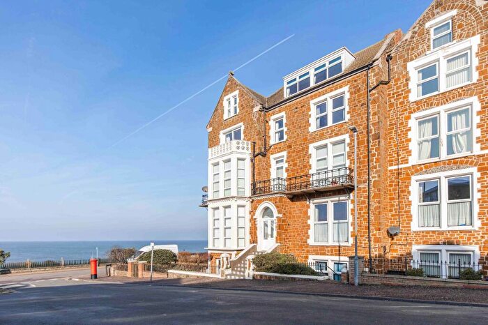 3 Bedroom Flat For Sale In Britannia House, Cliff Terrace, PE36