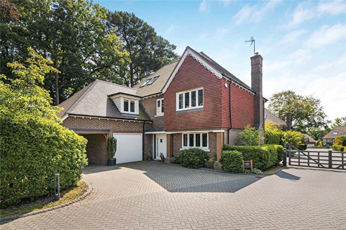 5 Bedroom Detached House For Sale In Upper Station Gardens, Newick, Lewes, East Sussex, BN8