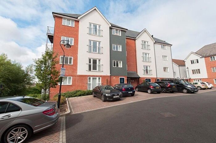 2 Bedroom Flat To Rent In Westwood Drive, Canterbury, Kent, CT2