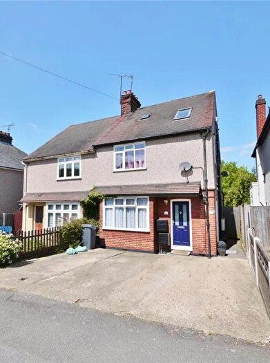2 Bedroom Maisonette For Sale In Cromwell Road, Brentwood, CM14