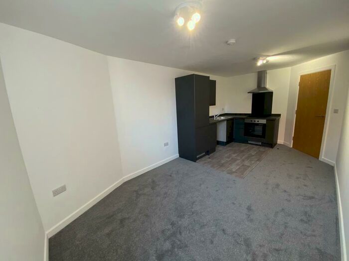 Studio To Rent In Bridge Street, Worksop, Nottinghamshire, S80