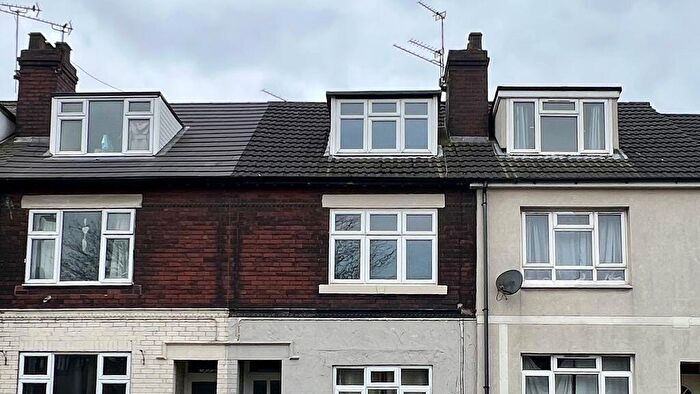 2 Bedroom Flat For Sale In A Queen Street, Scunthorpe, DN16