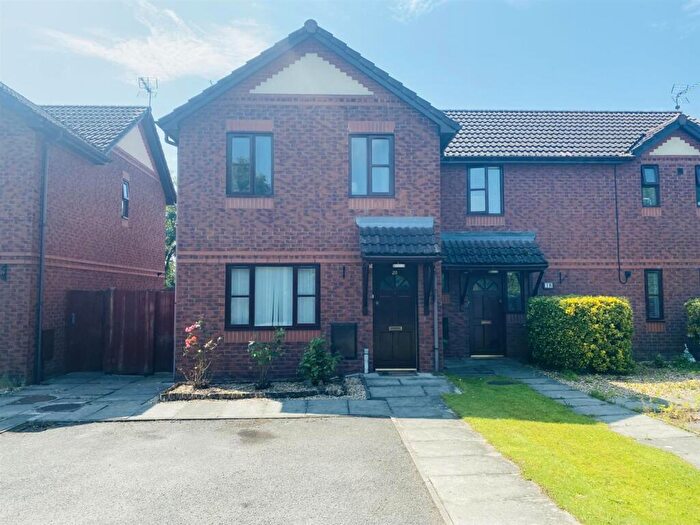 2 Bedroom Town House For Sale In Penfold Way, Dodleston, CH4
