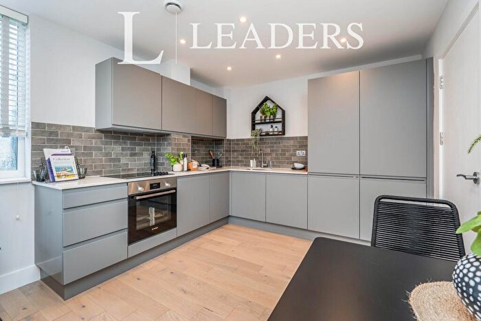 1 Bedroom Flat To Rent In Compass Point, Romsey Road, SO16