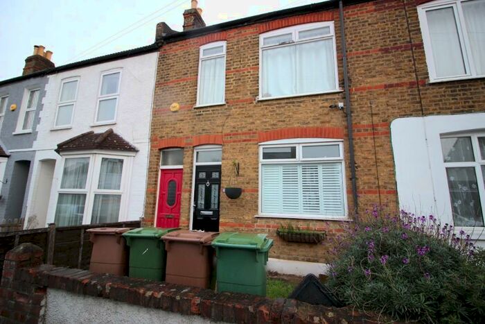 1 Bedroom Maisonette To Rent In Washington Road, Worcester Park, Surrey, KT4