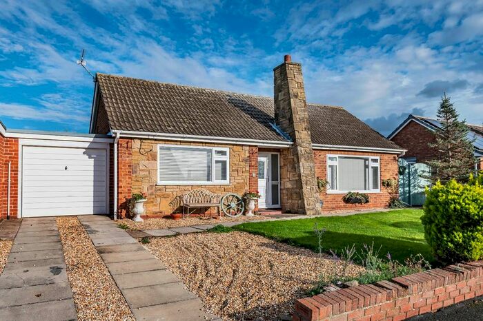 2 Bedroom Detached Bungalow To Rent In Willow Rise, Tadcaster, North Yorkshire, LS24