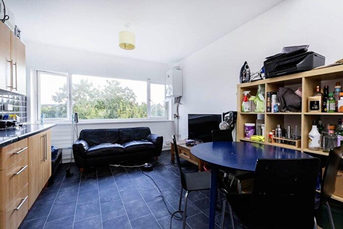 3 Bedroom Flat To Rent In Sherriff Road, West Hampstead, NW6