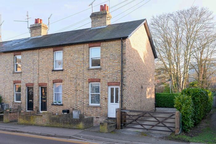 3 Bedroom End Of Terrace House To Rent In Southmill Road, Bishops Stortford, Herts, CM23