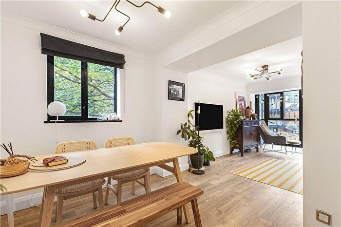 4 Bedroom End Of Terrace House To Rent In Bridge House Quay, London, E14