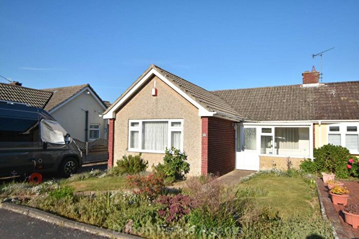 3 Bedroom Semi-Detached Bungalow For Sale In Madden Close, Gosport, PO12