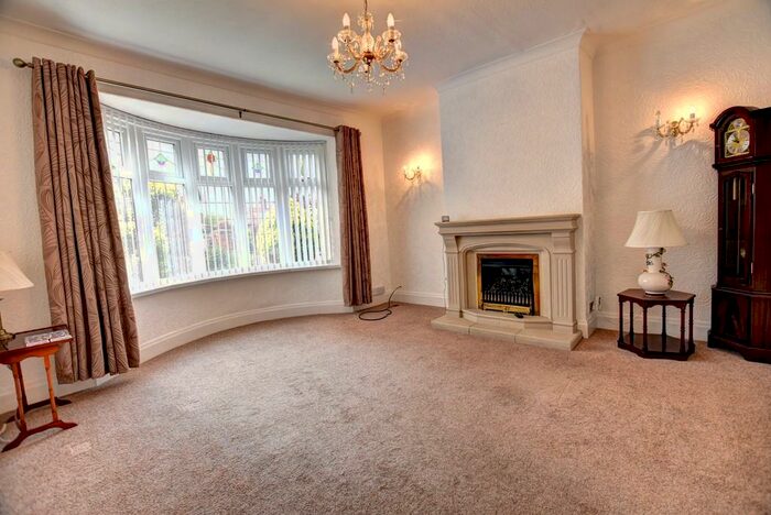 2 Bedroom Semi-Detached Bungalow To Rent In Charlton Road, Fulwell, SR5