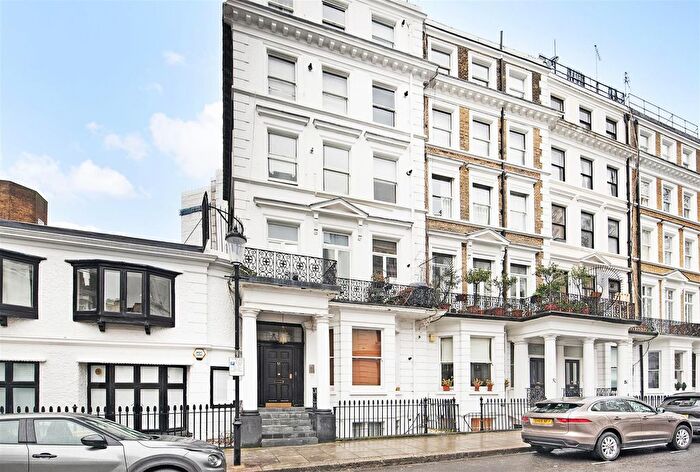 1 Bedroom Flat To Rent In Courtfield Gardens, South Kensington, SW5