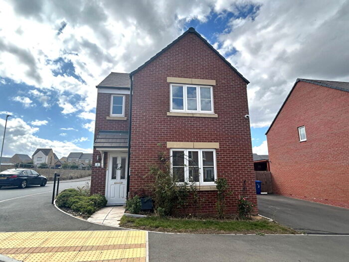 3 Bedroom Detached House To Rent In Corby, NN17