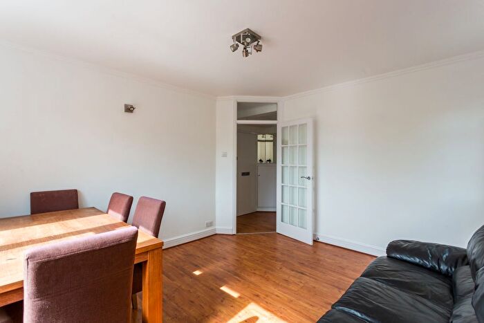 1 Bedroom Flat To Rent In Bedroom Flat – Medina Lodge, London, N7