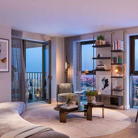 2 Bedroom Penthouse For Sale In Penthouse The Bellamy, Manilla Street, E14