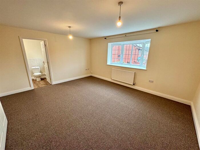 5 Bedroom Detached House To Rent In Duncombe Road, Leicester, LE3