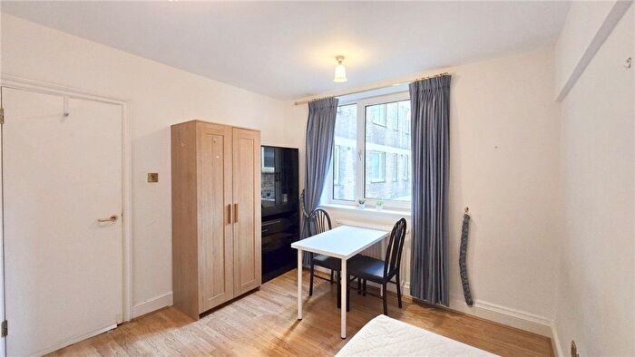 1 Bedroom Flat To Rent In Sloane Avenue, Chelsea, London, SW3