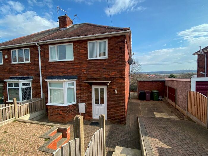 3 Bedroom Semi-Detached House To Rent In Franklin Crescent, Whitwell, Worksop, S80