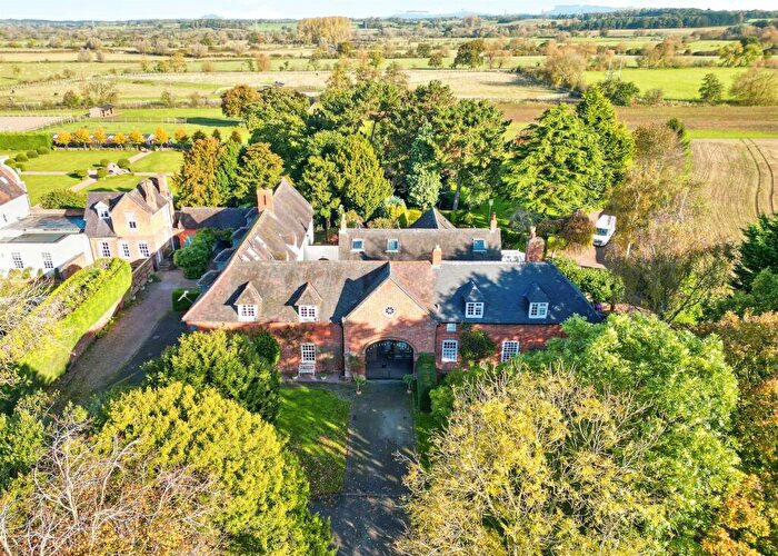 4 Bedroom Detached House For Sale In The Vintry, Alrewas, Burton-On-Trent, DE13