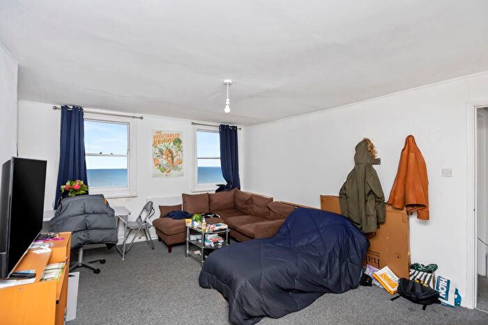 1 Bedroom Flat For Sale In Kings Road, Brighton, BN1