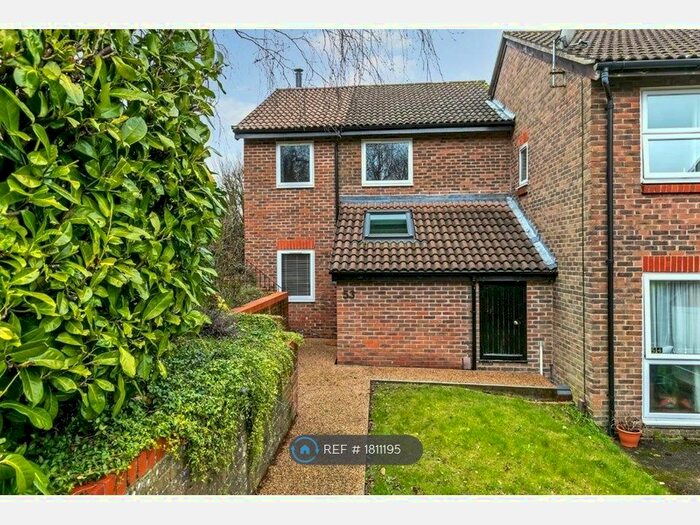 3 Bedroom End Of Terrace House To Rent In Harrow Down, Winchester, SO22
