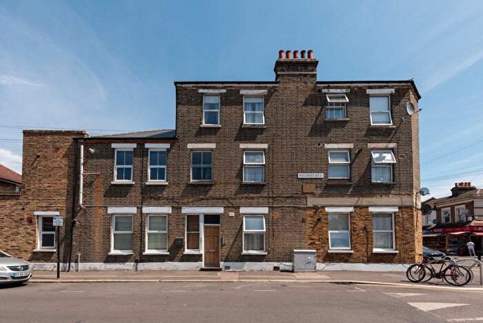 1 Bedroom Flat To Rent In Boundary Road, E17