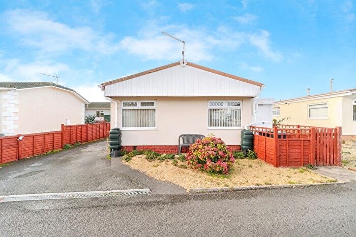 2 Bedroom Park Home For Sale In Avonsmere Residential Park, Stoke Gifford, Bristol, BS34