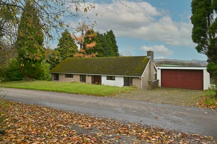 4 Bedroom Detached Bungalow For Sale In Wirksworth Road, Kirk Ireton, DE6