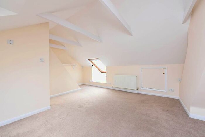 4 Bedroom Terraced House To Rent In Wincanton Road, Southfields, London, SW18