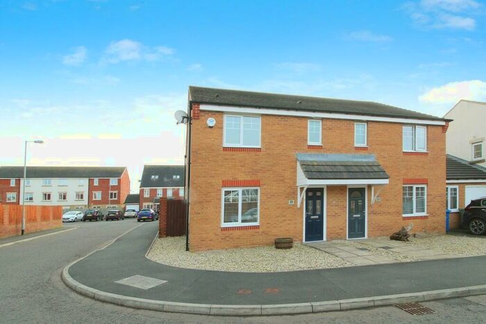 3 Bedroom Semi-Detached House To Rent In Talisman Way, Blyth, NE24