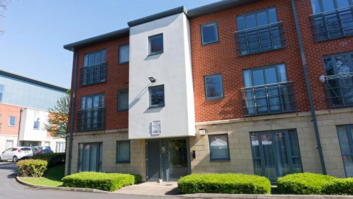 2 Bedroom Flat To Rent In Stone Arches, York Road, Doncaster, DN5