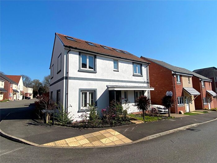5 Bedroom Detached House For Sale In St. Catherine Road, Basingstoke, Hampshire, RG24
