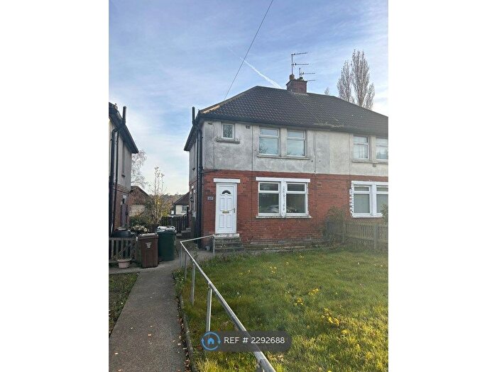 3 Bedroom Semi-Detached House To Rent In Ravenscliffe Avenue, Bradford, BD10