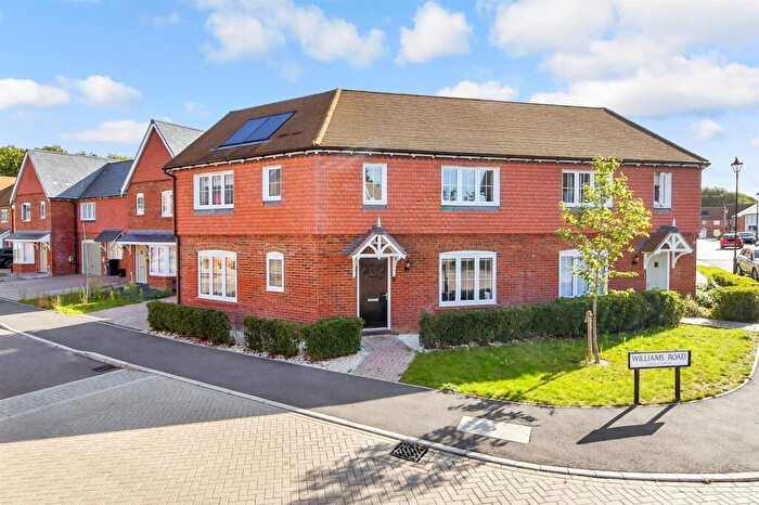 3 Bedroom Semi-Detached House For Sale In Williams Road, Allington, Maidstone, Kent, ME16