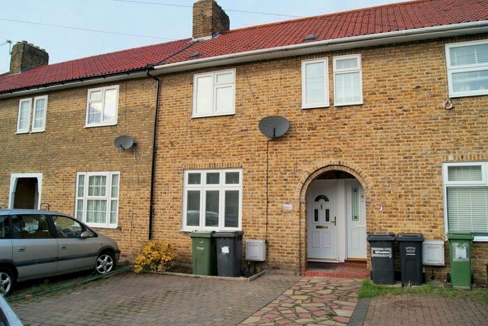 3 Bedroom Terraced House To Rent In Wrenthorpe Road, Bromley BR1