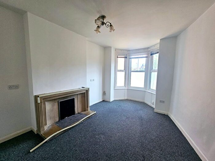 4 Bedroom Property To Rent In Shirley Road, Southampton, SO15