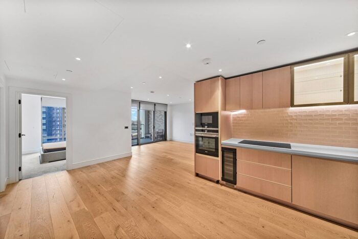 2 Bedroom Flat To Rent In Palmer Road, London, SW11