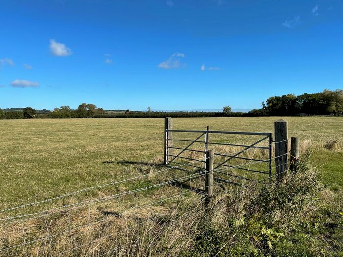 Land For Sale In Berryfields Gated Road, Buckinghamshire HP22