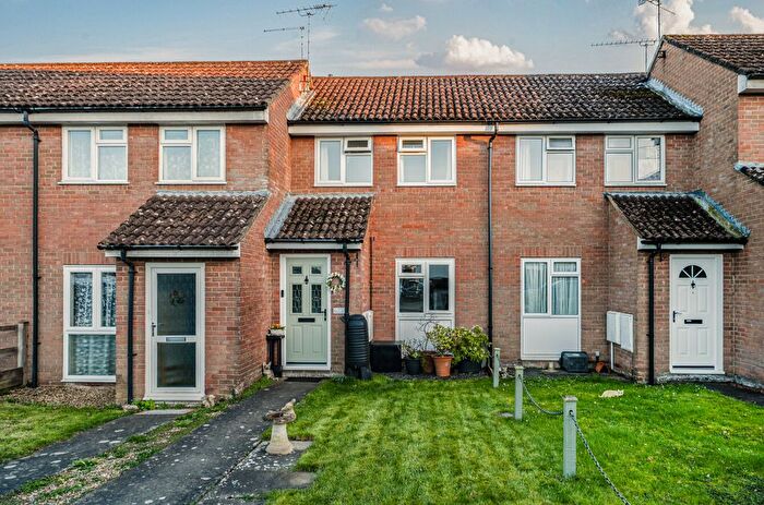 2 Bedroom Terraced House For Sale In Gaskell Close, Holybourne, Alton, Hampshire, GU34