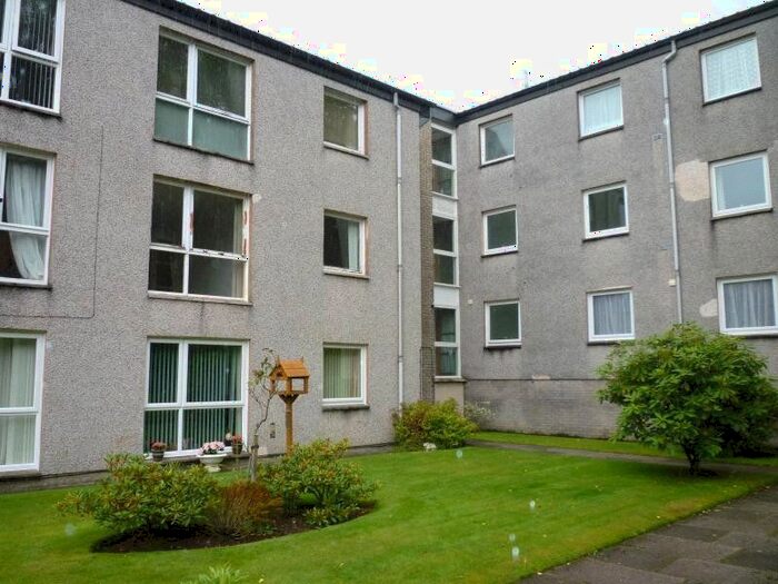 1 Bedroom Flat To Rent In Hill Street, Dumfries, Dumfries And Galloway, DG2