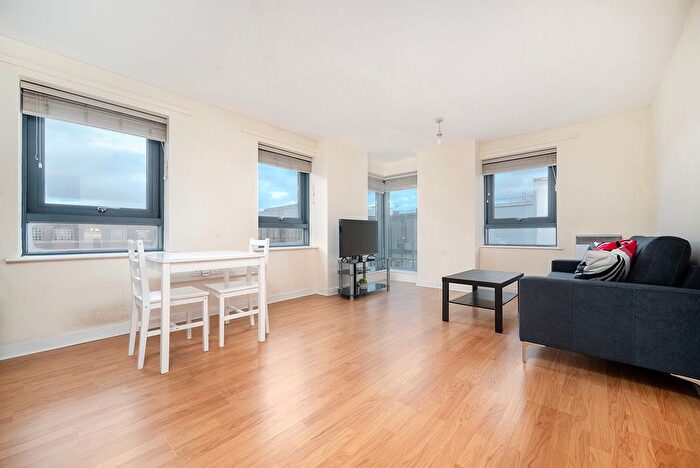 1 Bedroom Flat To Rent In Cam Road, London, E15