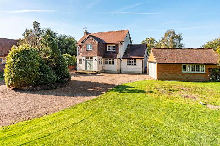 4 Bedroom Detached House For Sale In Epping Green Road, Epping Green, SG13