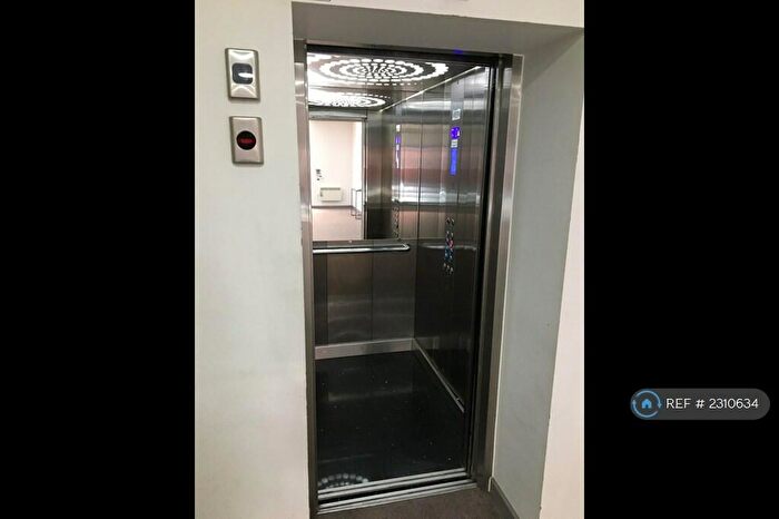 1 Bedroom Flat To Rent In Garrard House, Reading, RG1