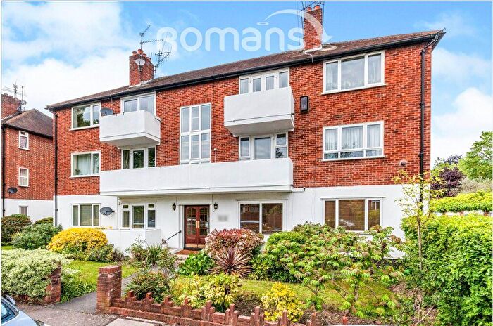 2 Bedroom Apartment To Rent In River Court, SL6