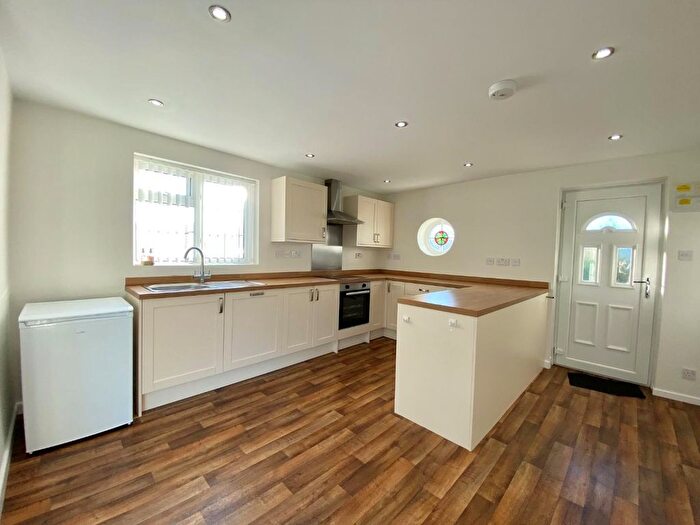 2 Bedroom Detached Bungalow To Rent In Riverside Crescent, Huntington, York, YO32